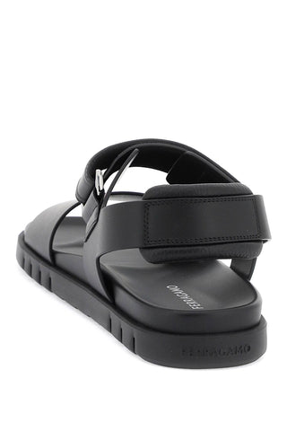 Double Strap Sandals With Stylish Design