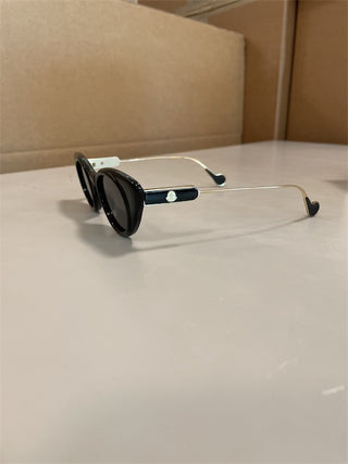 Moncler Sunglasses Black