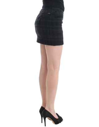 Chic Checkered Mini Skirt For Day To Night Elegance