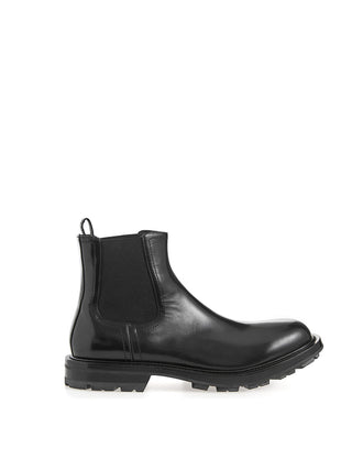Elegant Leather Chelsea Boots In Black