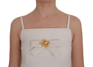 Elegant White Wool Shift Dress With Gold Brooch