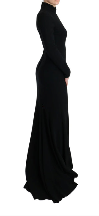 Elegant Full Length Sheath Gown In Black