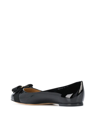 Ferragamo Flat Shoes Black