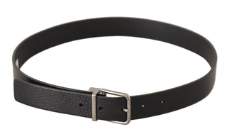 Elegant Black Leather Belt With Metal Buckle