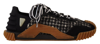 Chic Monochrome Ns1 Sneakers