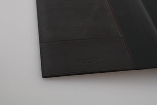 Elegant Leather Passport Wallet - Sleek Travel Essential