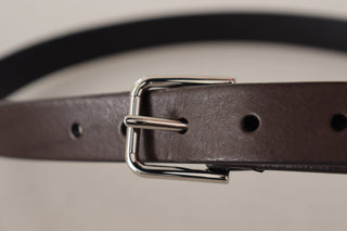 Elegant Leather Belt With Metal Buckle