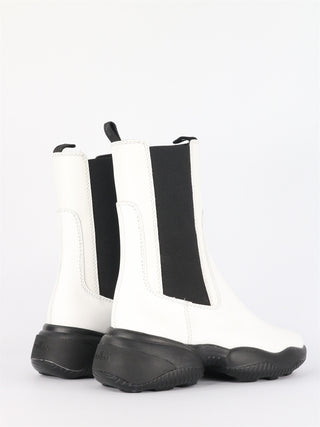 Interaction Chelsea Boots