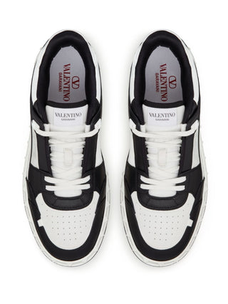 Valentino Garavani Sneakers Black