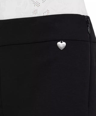 Elegant Straight-Fit Trousers in Black